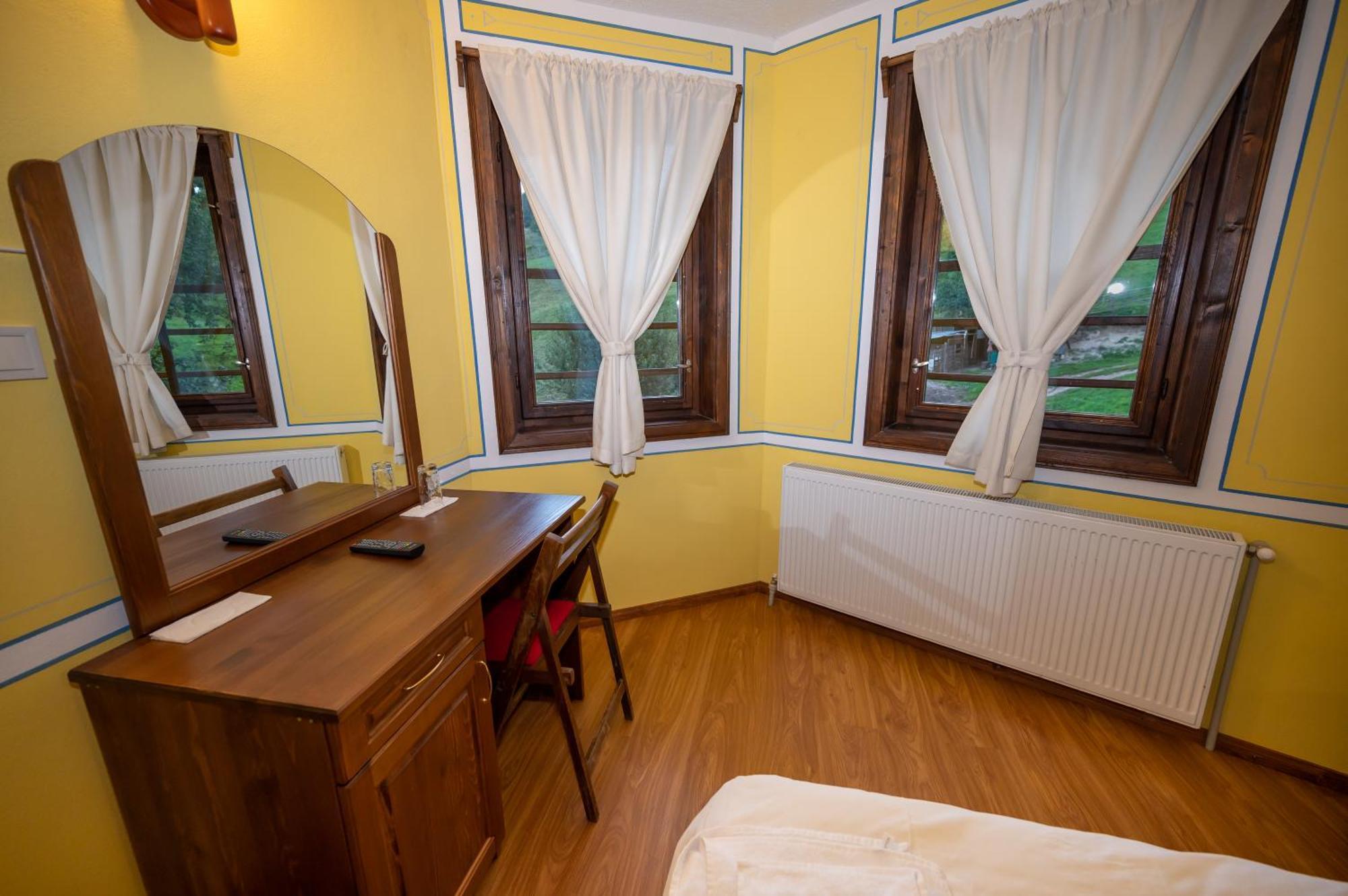 Недкова Къща Hotel Koprivshtitsa Exterior photo