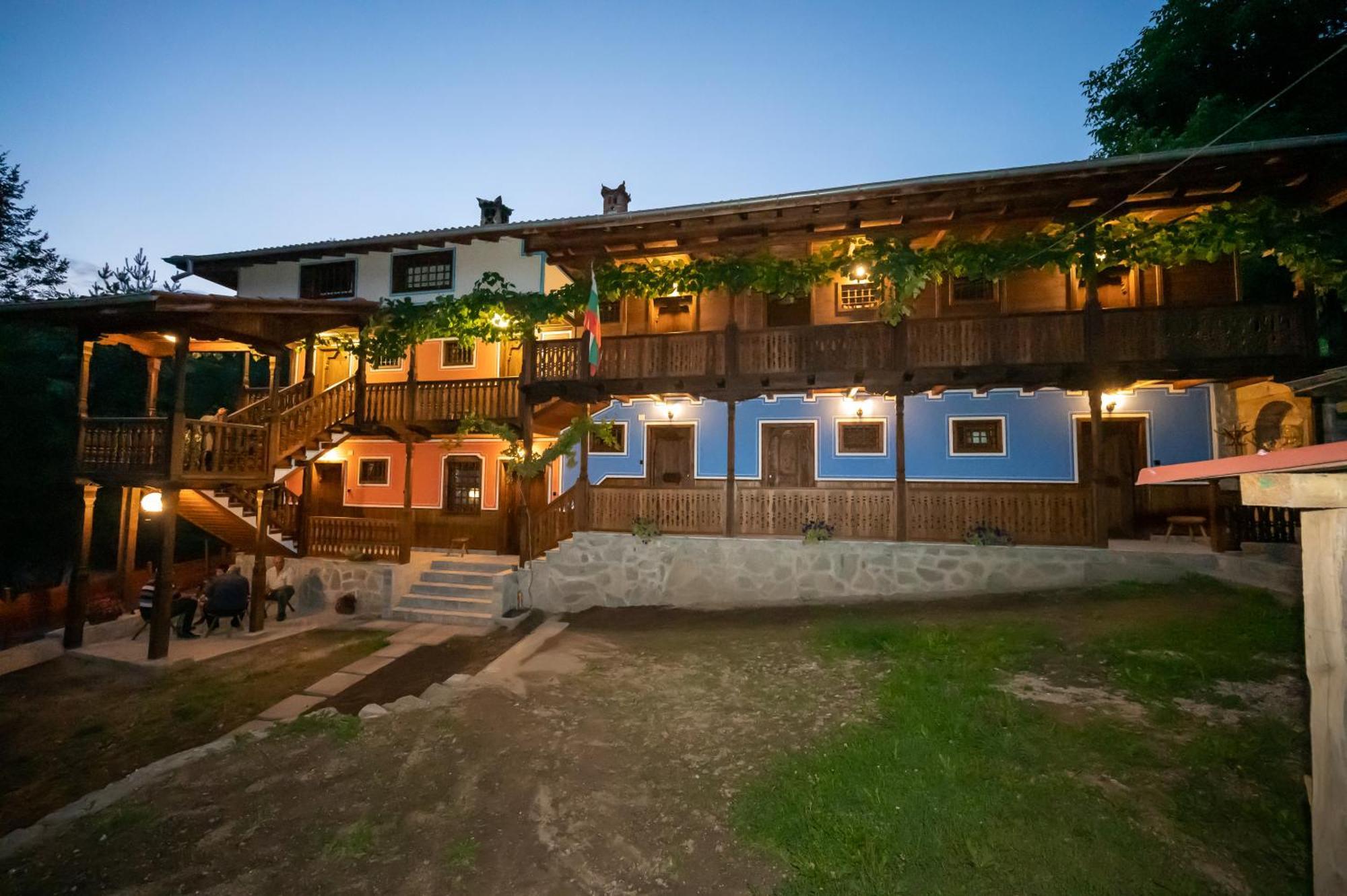 Недкова Къща Hotel Koprivshtitsa Exterior photo